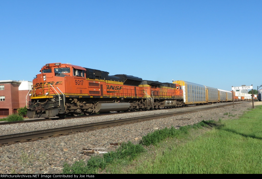 BNSF 9317 East